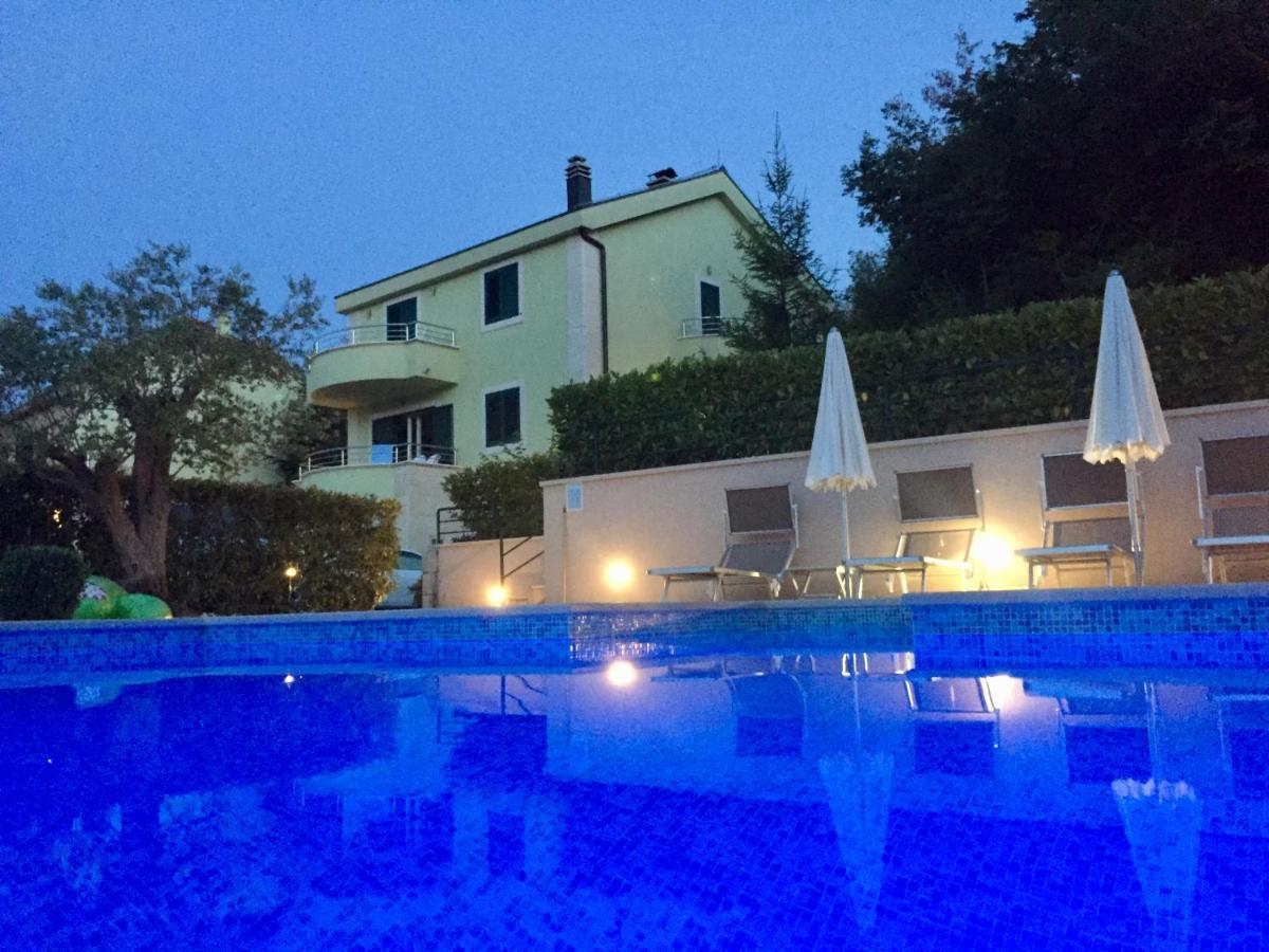 Villa Luna Imotski Buitenkant foto